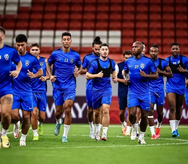 包含东南亚球员实力劣势，再次落败于亚冠赛场的词条