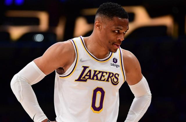 关于步行者险胜威少，关键时刻神级表现关键表现点燃全场！的信息