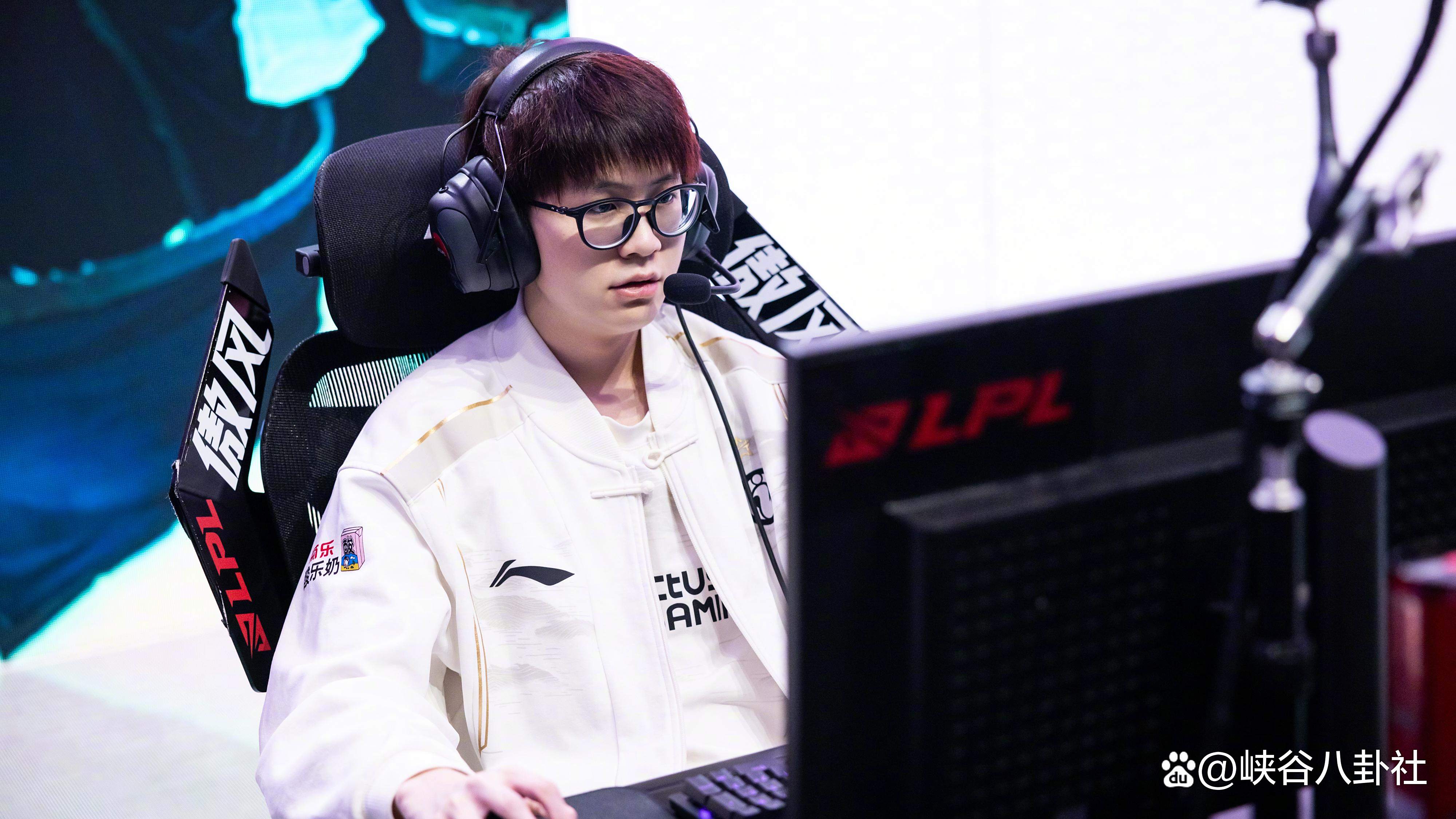 Rookie重要时刻重返赛场，快船带队取胜！